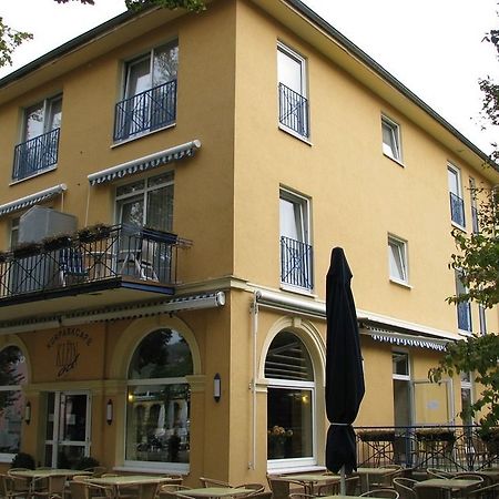 Kurparkhotel Das Kleinod Бад Кисинген Екстериор снимка