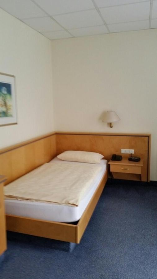 Kurparkhotel Das Kleinod Бад Кисинген Екстериор снимка