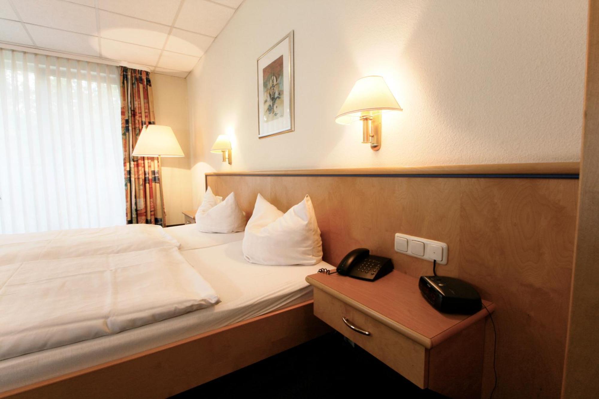 Kurparkhotel Das Kleinod Бад Кисинген Екстериор снимка