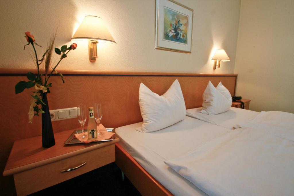 Kurparkhotel Das Kleinod Бад Кисинген Екстериор снимка